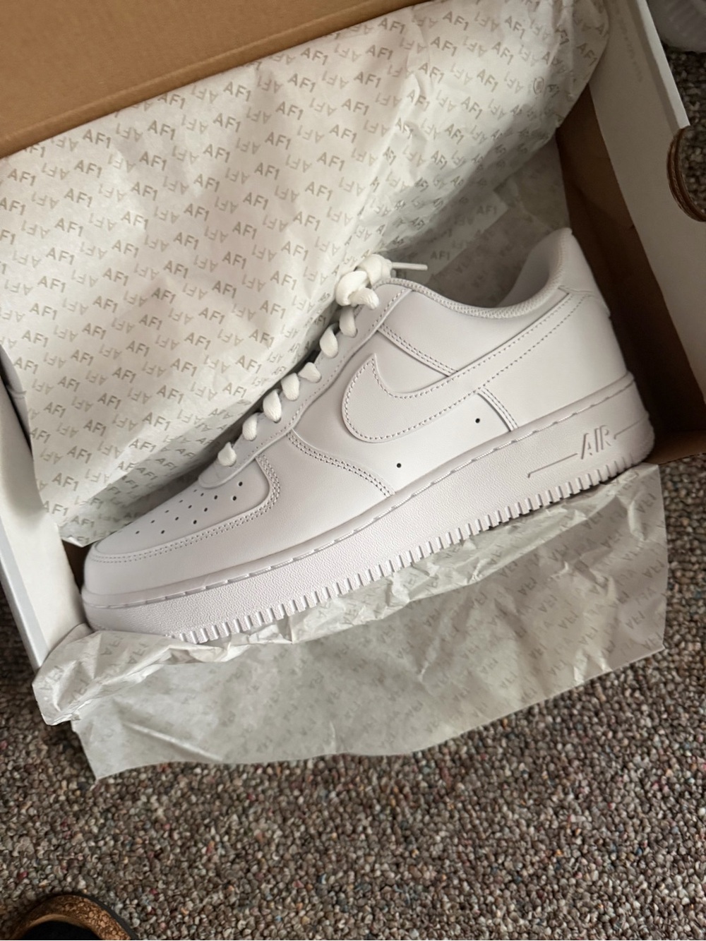 Nike Air Force 1 Low — White mens Sneaker